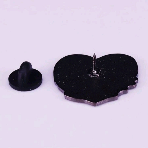 NEW "Be the person that your dog thinks you are" Brooch/Pin - Picture 2 of 3